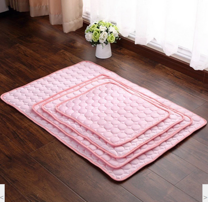 Self-Cooling Dog Cooling Mat – No Water, No Freezing