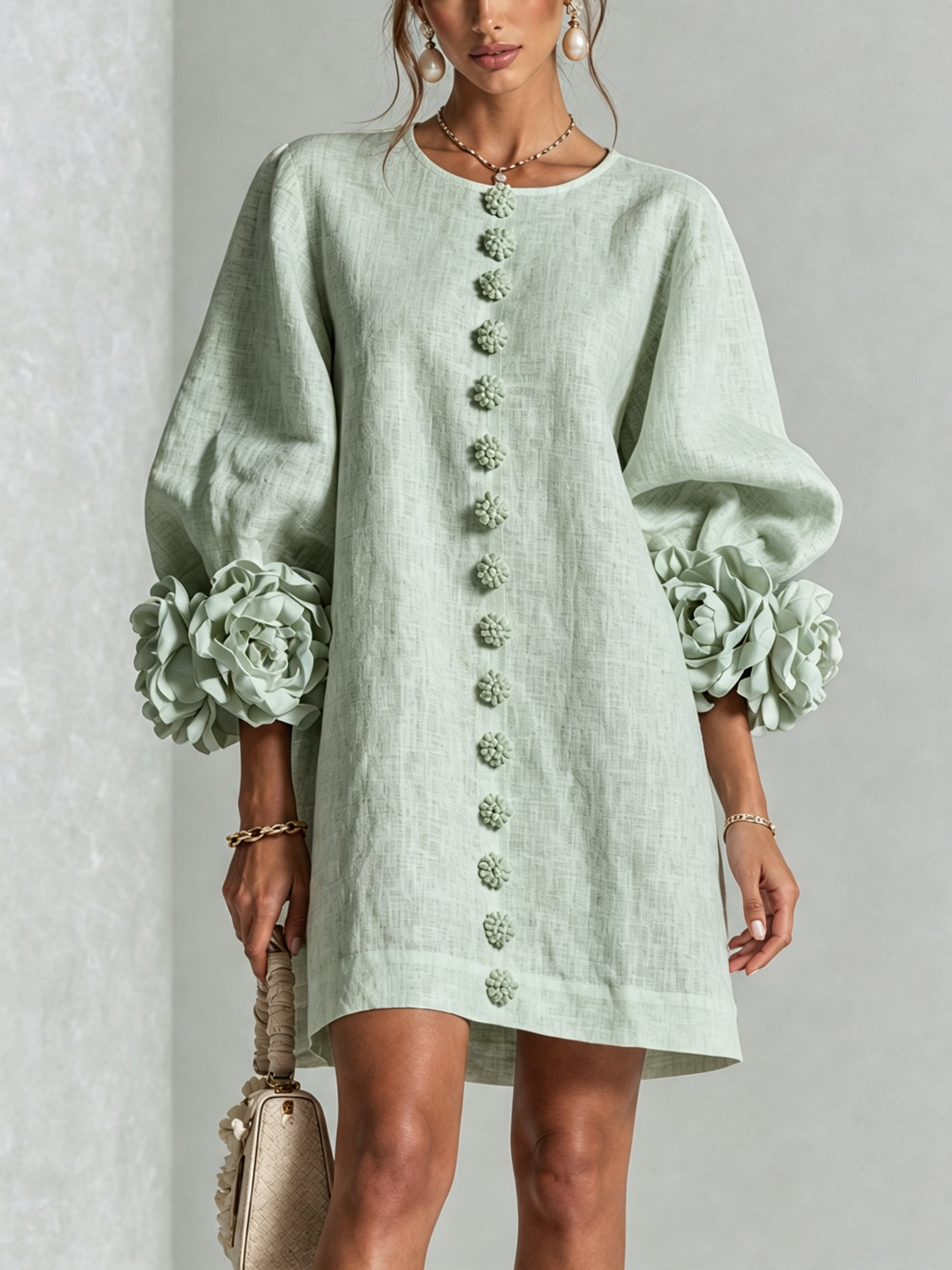🔥1 pc $19.99！💝💝White Floral Button-down Mini Dress With Striking Floral Cuffs