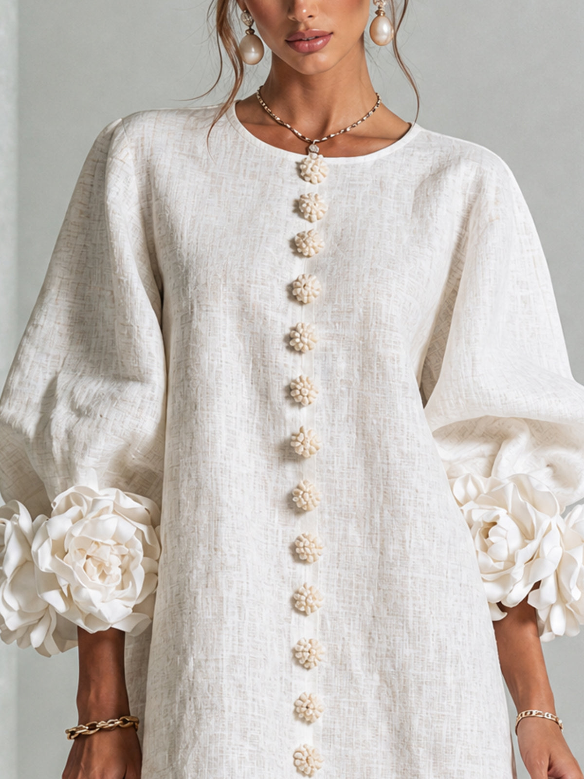 🔥1 pc $19.99！💝💝White Floral Button-down Mini Dress With Striking Floral Cuffs