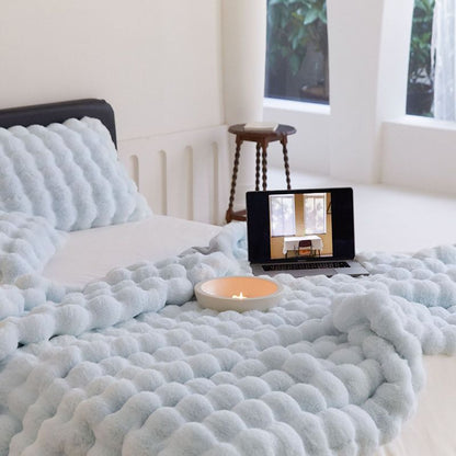 Luxury Double-Sided Fluffy Blanket – Ultra Soft Cozy Throw for Bed & Sofa