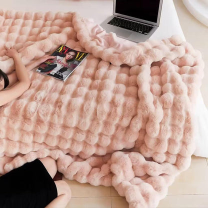 Luxury Double-Sided Fluffy Blanket – Ultra Soft Cozy Throw for Bed & Sofa